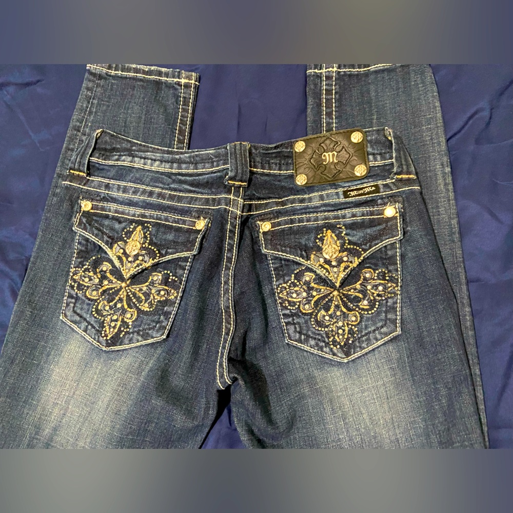 Like-new Miss Me skinny jeans